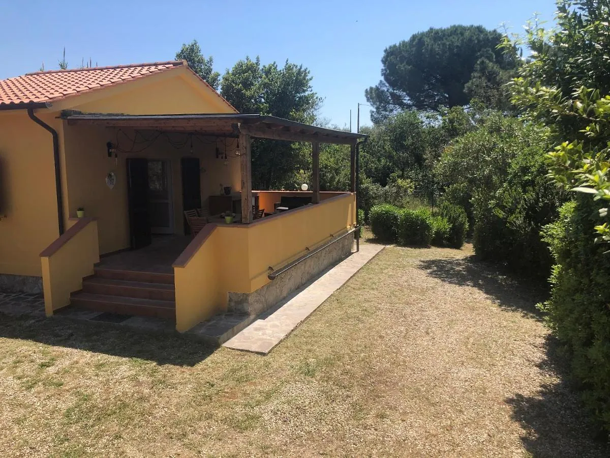 Holiday home Appartamenti Sterlizia 2 Lacona