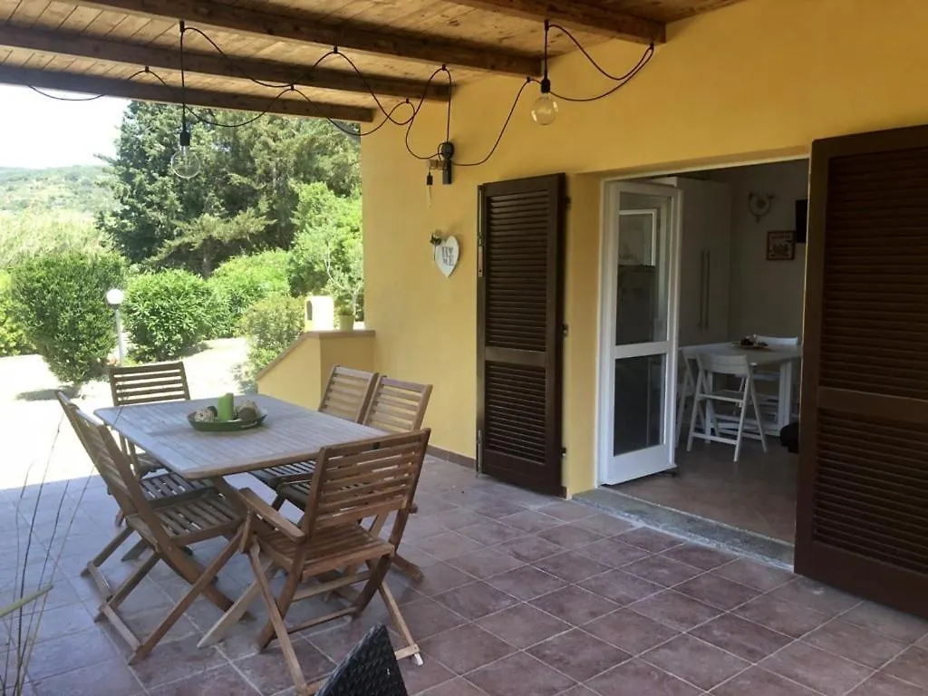 Holiday home Appartamenti Sterlizia 2 Lacona