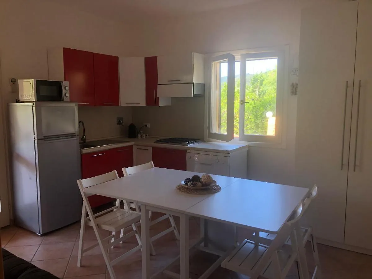 Holiday home Appartamenti Sterlizia 2 Lacona